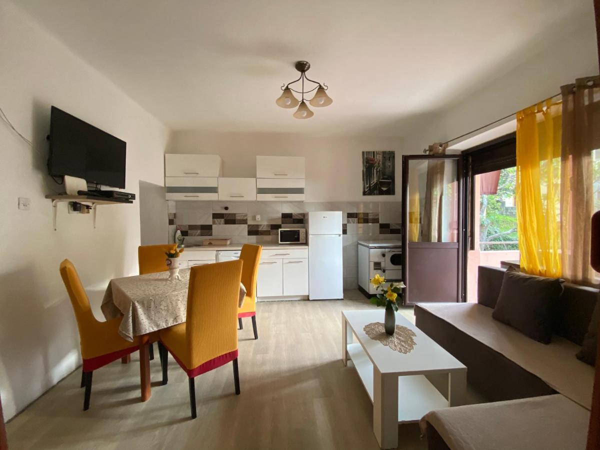 Apartments Vido Kotor Exterior photo