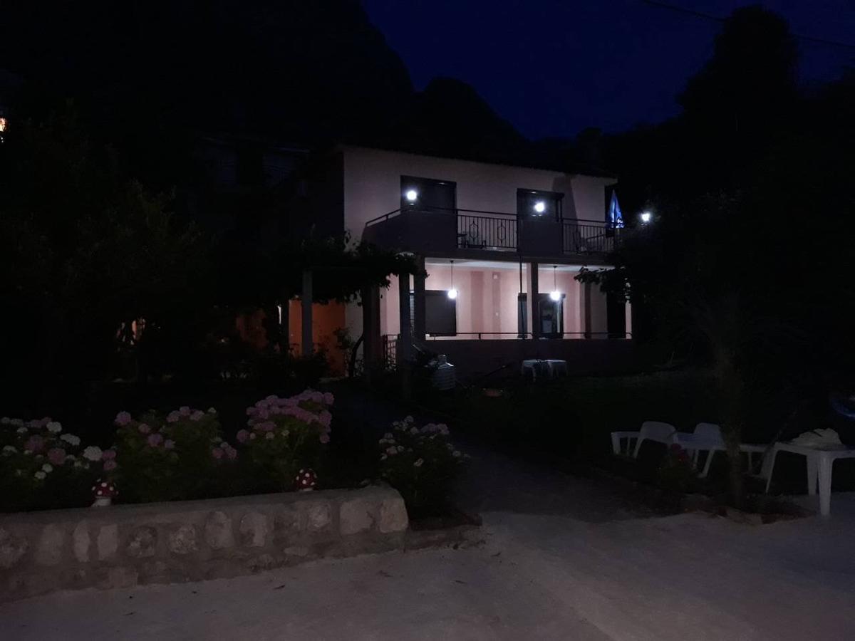 Apartments Vido Kotor Exterior photo